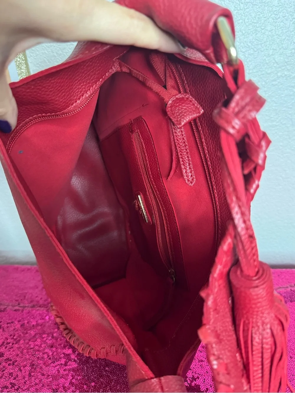 2/for $20 🪩 Fringed Red Pebbled Hobo Shoulder Bag - Mark & Hall